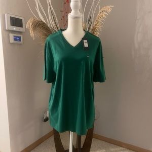 Tommy Hilfiger shirt NWT Perfect for any occasion